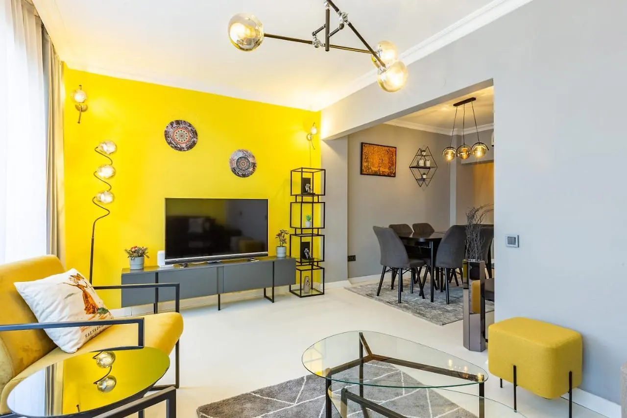Flat Central Location On Rumeli Street Nisantasi Apartment Istanbul