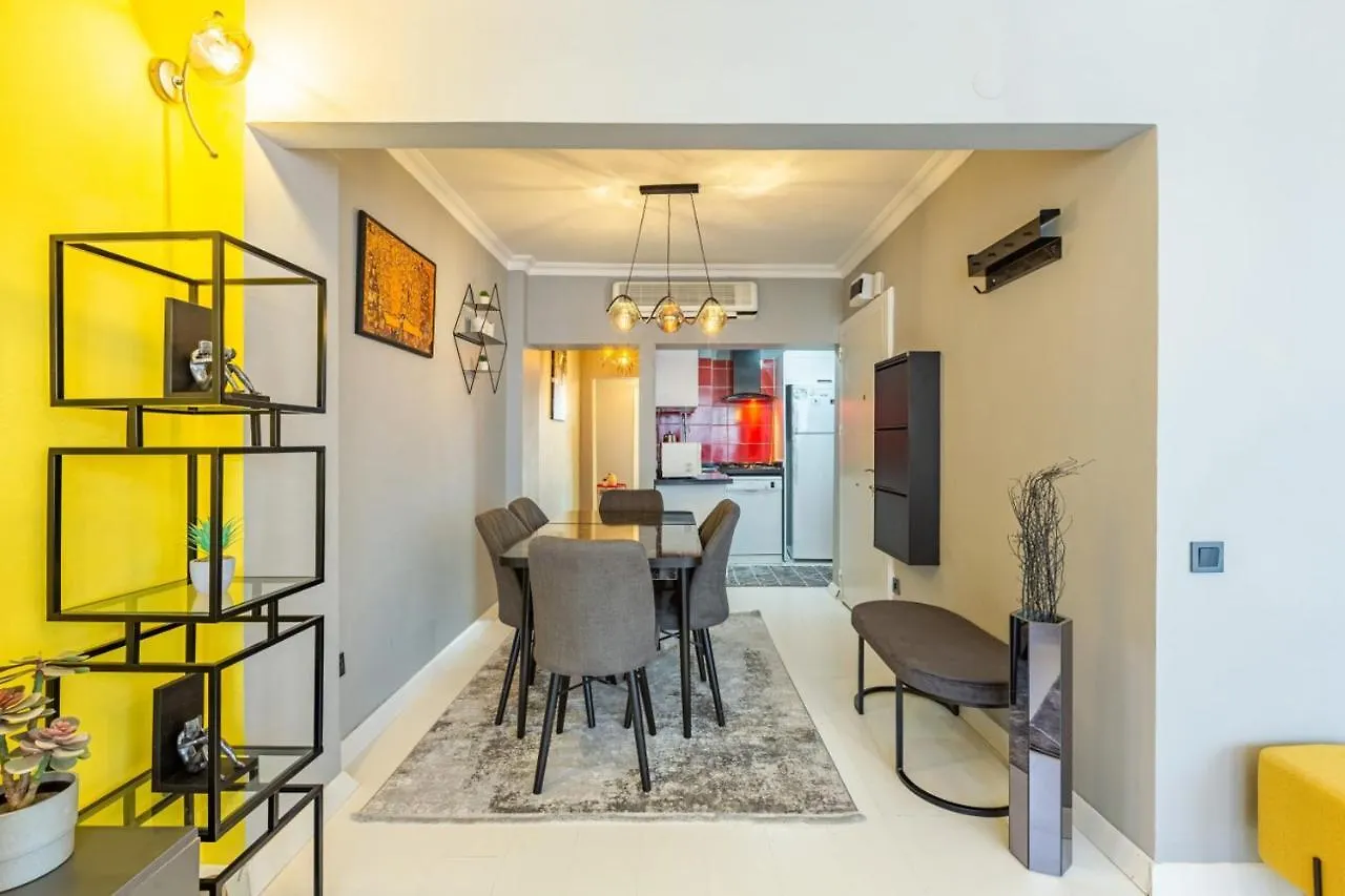Flat Central Location On Rumeli Street Nisantasi Apartment Istanbul Turkey